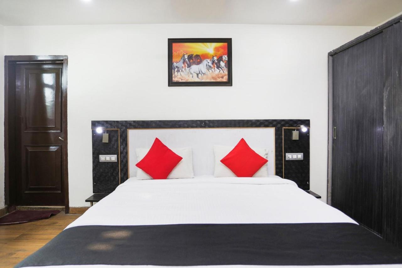 Capital O The Nest Expo Near Pvr Ansal Plaza Greater Noida Hotell Eksteriør bilde