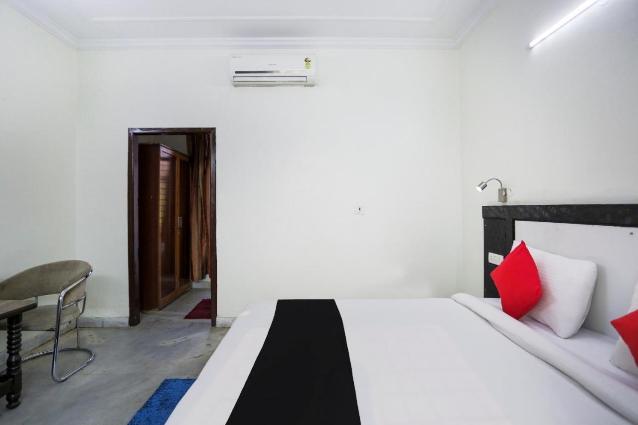 Capital O The Nest Expo Near Pvr Ansal Plaza Greater Noida Hotell Eksteriør bilde