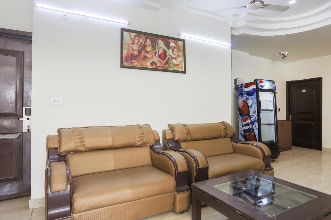 Capital O The Nest Expo Near Pvr Ansal Plaza Greater Noida Hotell Eksteriør bilde