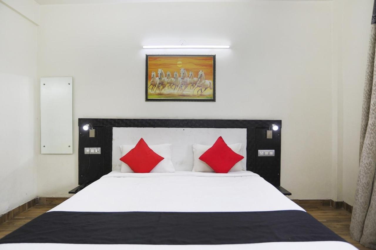 Capital O The Nest Expo Near Pvr Ansal Plaza Greater Noida Hotell Eksteriør bilde